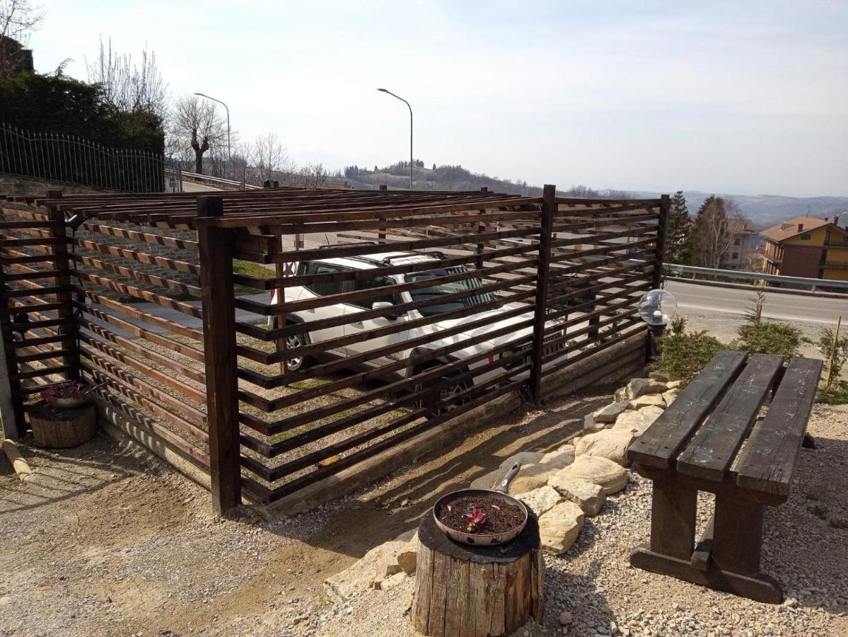 La Tana Dello Scoiattolo - Adults Only Bed & Breakfast Murazzano  Exterior photo