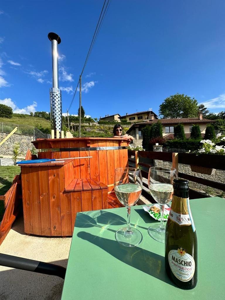 La Tana Dello Scoiattolo - Adults Only Bed & Breakfast Murazzano  Exterior photo