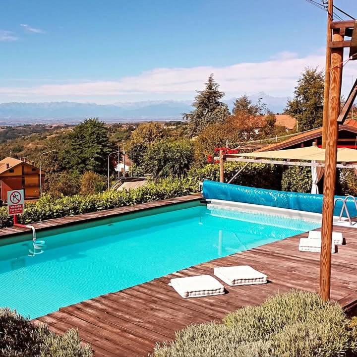 La Tana Dello Scoiattolo - Adults Only Bed & Breakfast Murazzano  Exterior photo